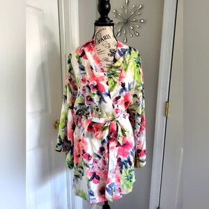 Floral Vibrant Robe